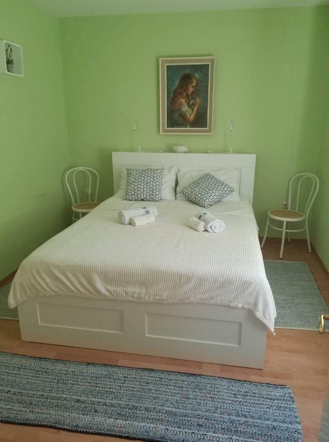 Apartment Diana - Great Location, Cosy 2 Bedroom, 2 Bathroom Apt ククリカ エクステリア 写真